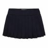 Garmentary.shop2b982eb99a 1